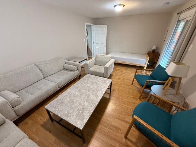 Photo - 9 Prairie Landing Ct