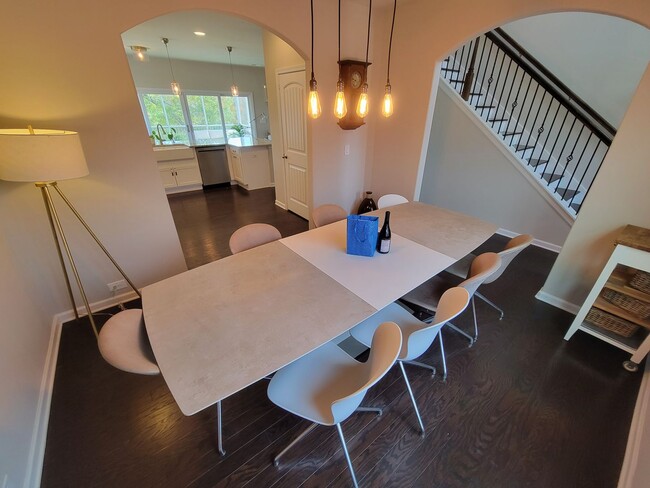 Photo - 6 Bed, 4 Bath Home Available in Simpsonville