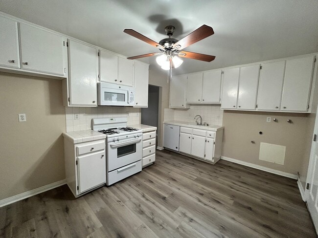 Photo - 613 S 5th Ave Unidad C