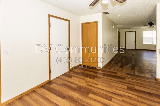 Photo - 150 Irondale St