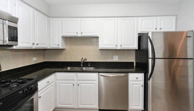 Photo - 677 S River Rd Unit 2H