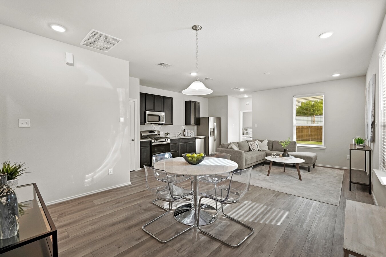 Photo - 1443 Acorn Mdw St