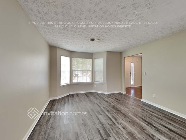 2549 Mead Ct