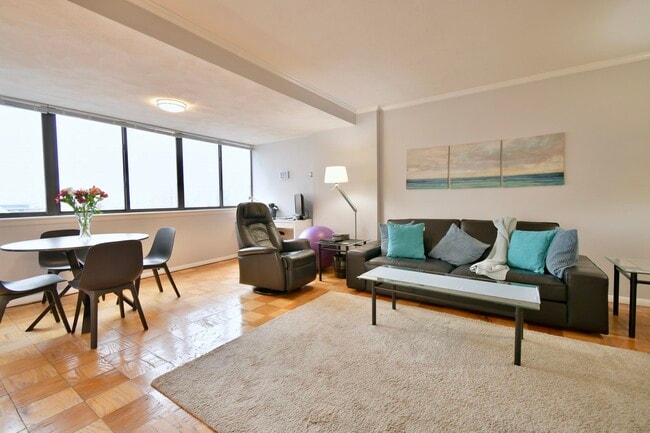Building Photo - 6 Whittier Pl Unit 15 O Rental