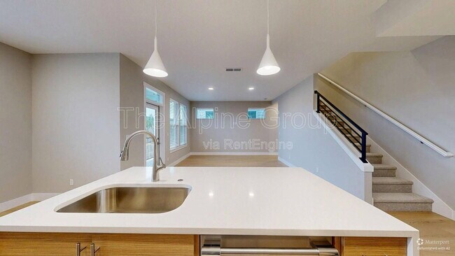 Photo - 16505 NW Liberty St