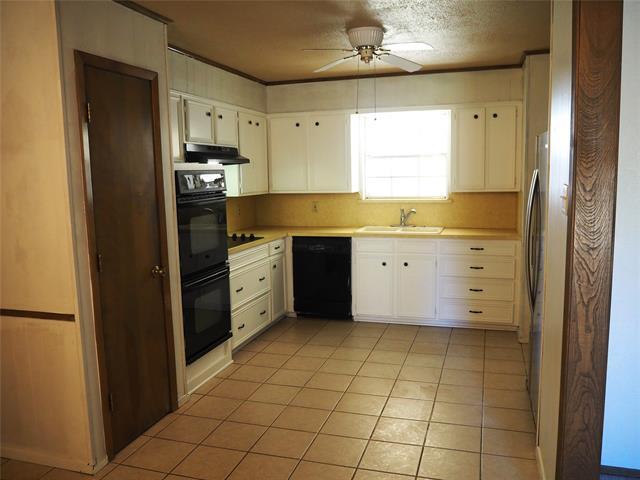 Photo - 118 Perkins Rd