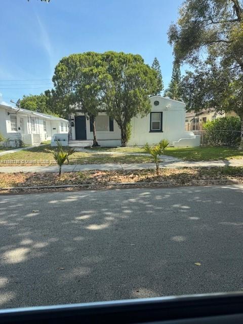 Building Photo - 1831 Rodman St Unit 1-4