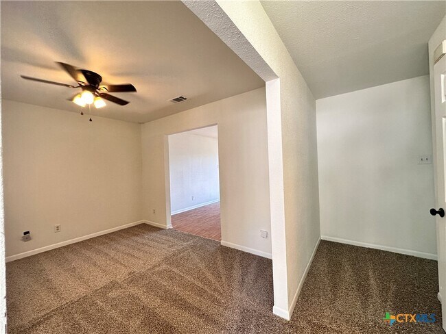 1501 Earle St