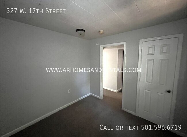 Photo - 327 W 17th St