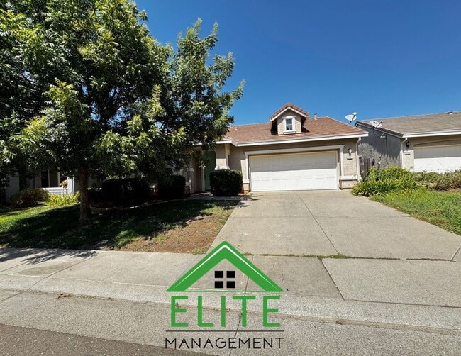 Building Photo - Beautiful 4 Bedroom, 2 Bath Single-Story H... Rental