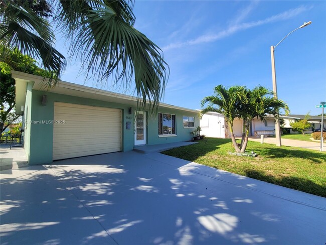 Photo - 4519 NW 49th Dr Casa