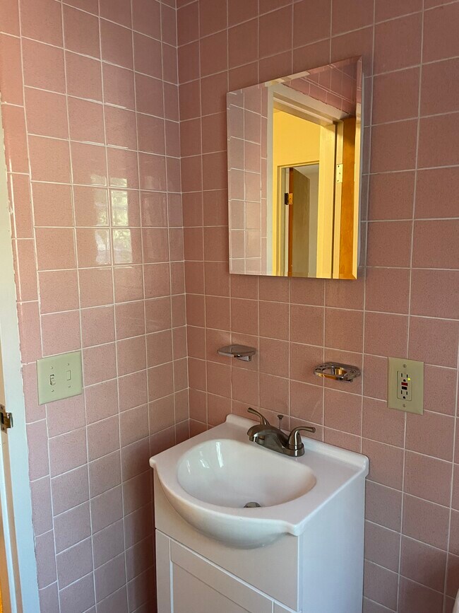 Photo - 227 S Burrowes St Unit 4