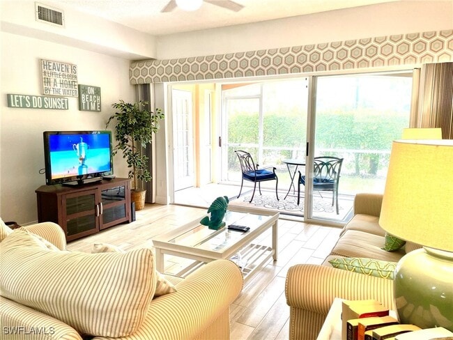 Photo - 1044 Woodshire Ln Condo Unit B102