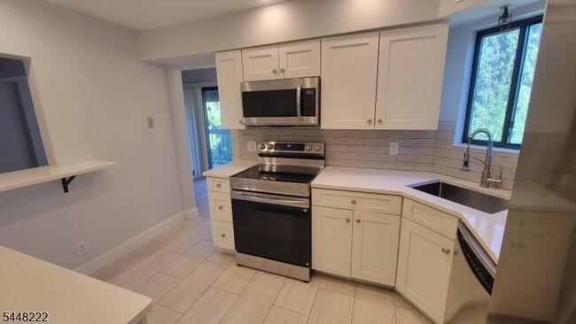 3102 Revere Ct