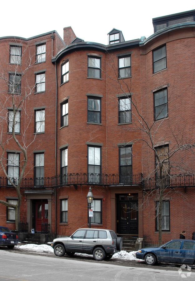 Photo - Cathedral Hill Apartments