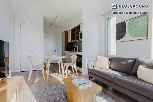 Photo - 275 S 5th St Unidad SI FL15-ID1695