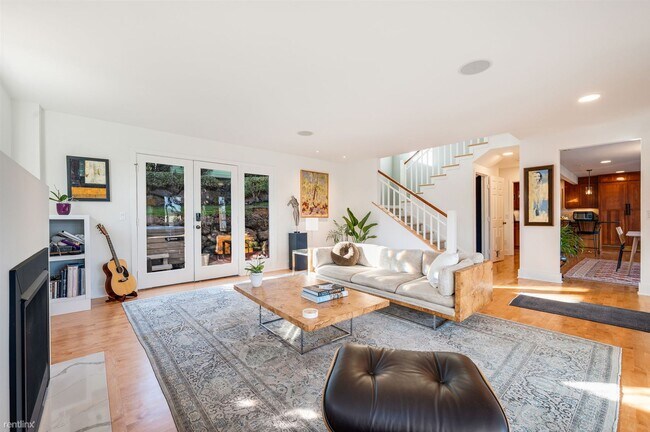 Photo - 5 br, 3.5 bath House - 903 Lakeside Avenue...