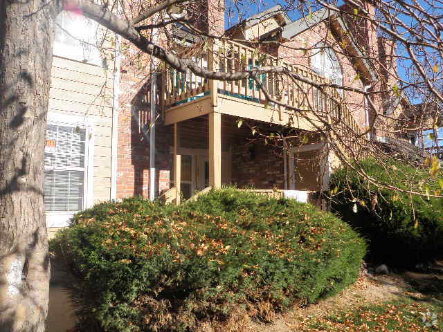 Building Photo - Sterling Commons 2-Bedroom, Garage Unit 4943 S. Carson St.,  105 Rental