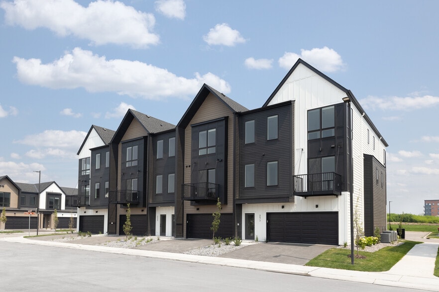 Norheim Townhomes Exterior