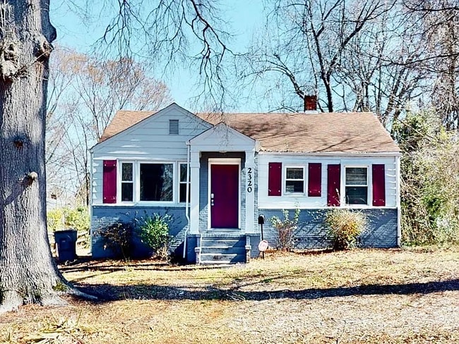 Building Photo - 2320 Vanderbilt Rd Rental