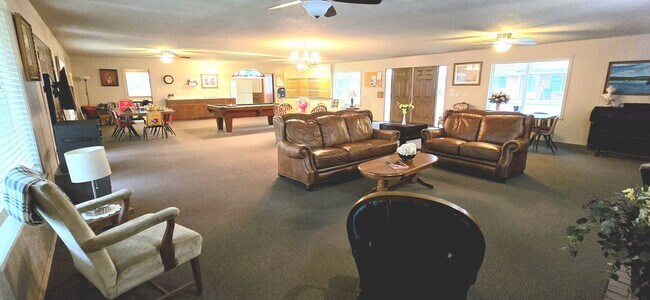 Fountain Plaza Apartments