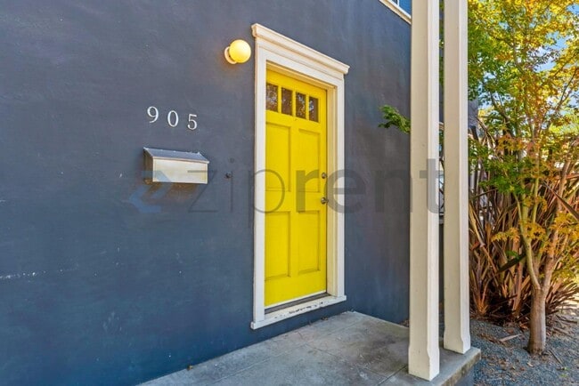Photo - Unit 905