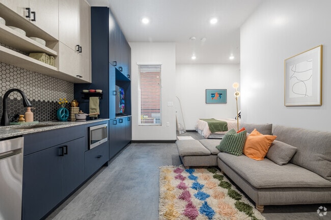 Kitchen/Living Room