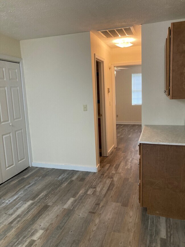 625 Windcrest Dr Unit 625