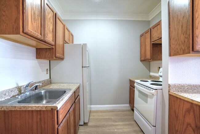 Photo - 328 Notre Dame Unidad 11