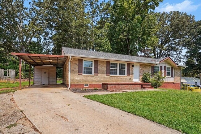 Photo - 312 W Downing Ct