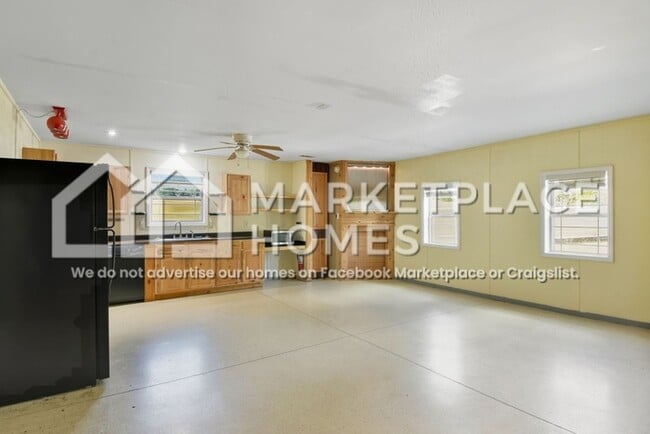 Photo - 156 Martin Burgess Rd