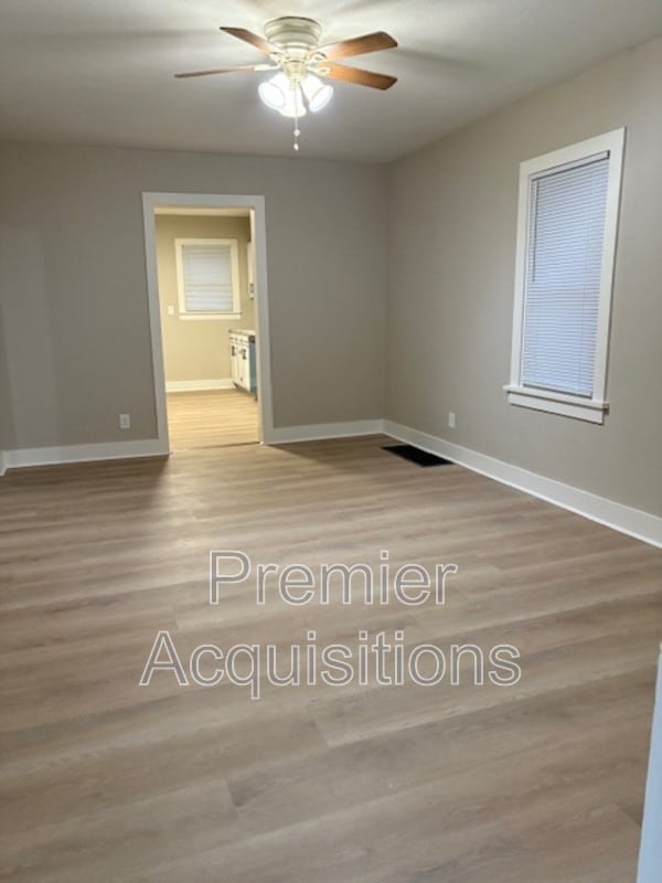 Photo - 2615 Krum St