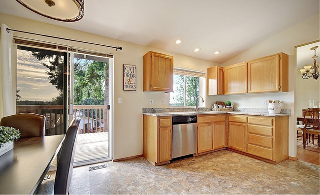 Photo - Enjoy sweeping territorial & mountain views