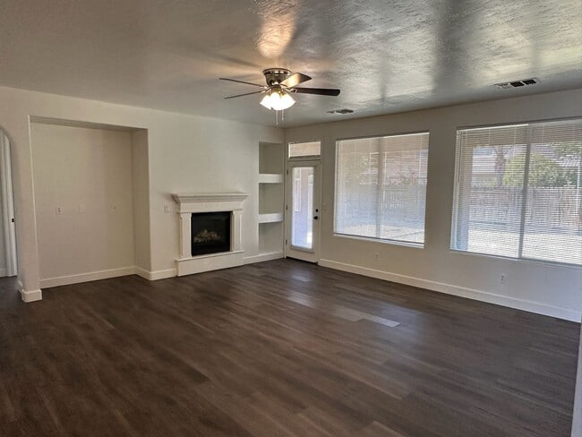 Photo - 3206 W Vine Ave