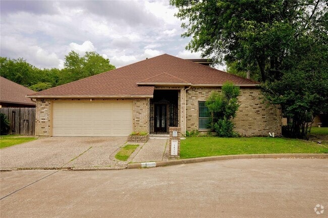 Building Photo - 14106 Glen Canon Ln Rental