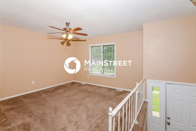 3 Bedroom Pet-Friendly Home in Florissant, MO with Main Street Renewal