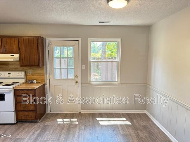 4401 Bleeker Ct