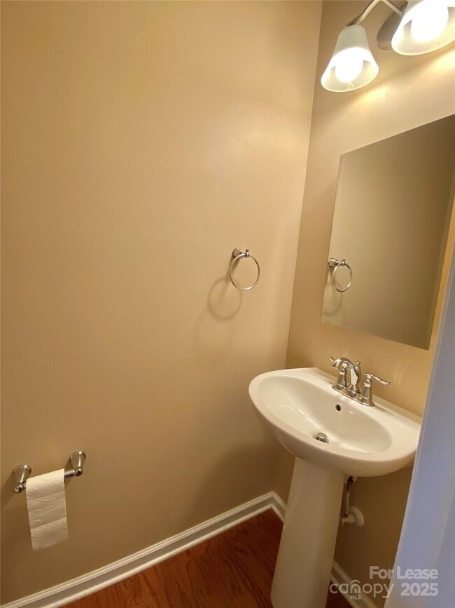 Photo - 2601 Silverthorn Dr