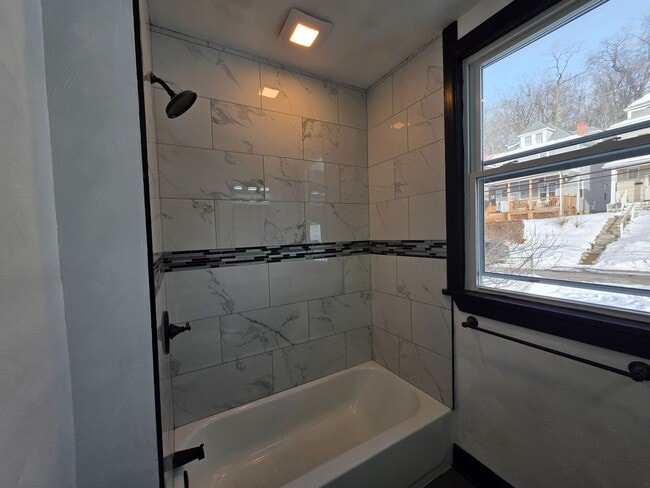 Photo - Fully updated 24 bedroom 1 bathroom apartment for rent in Crafton!