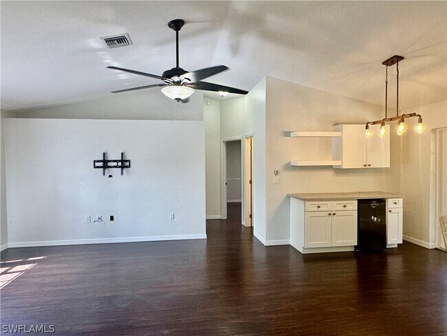 Photo - 8137 Pelican Rd