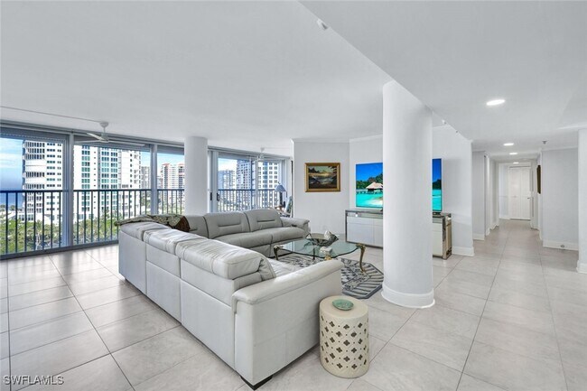 Building Photo - 4041 Gulf Shore Blvd N Unit 907