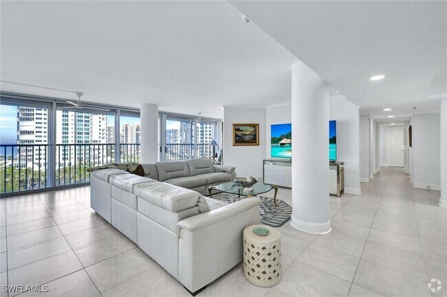 Building Photo - 4041 Gulf Shore Blvd N Unit 907 Rental
