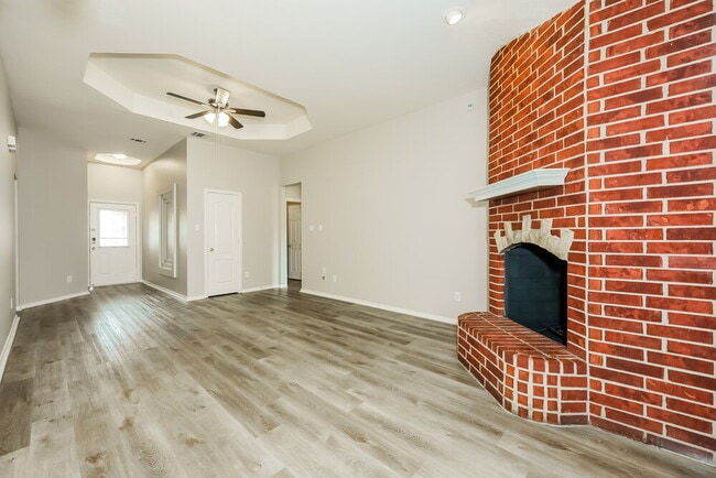 Photo - 5117 Foard St
