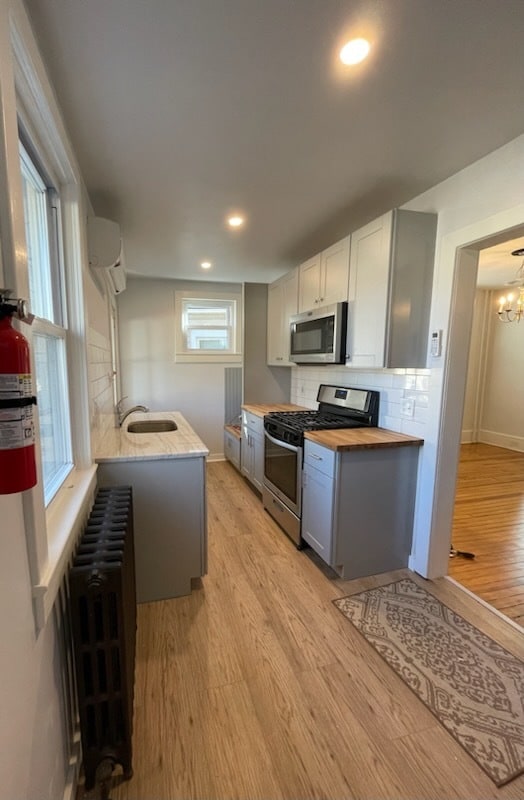 kitchen - 348 N Pennsylvania Ave House