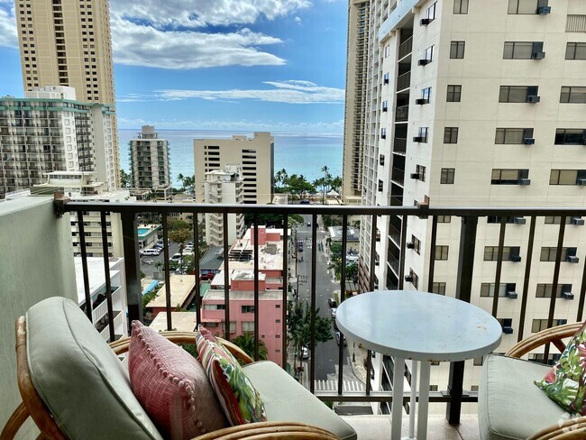 Building Photo - Ocean View - Fully Furnished 1 Bedroom - W... Unit 1710 Rental