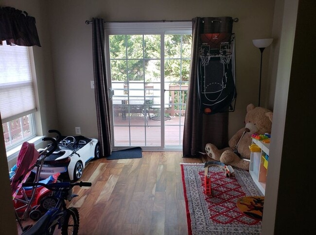 Photo - 12 Oaksylvan Way