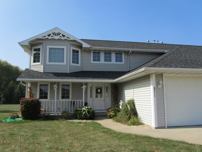 Photo - N511 Willowcrest Ct Townhome