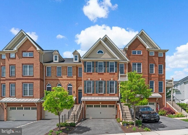 Photo - 8506 Pine Springs Dr Townhome