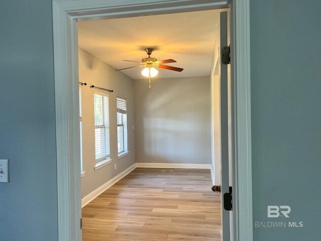 Photo - 31215 Buckingham Blvd