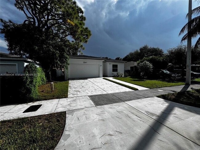 Photo - 2541 NW 9th St